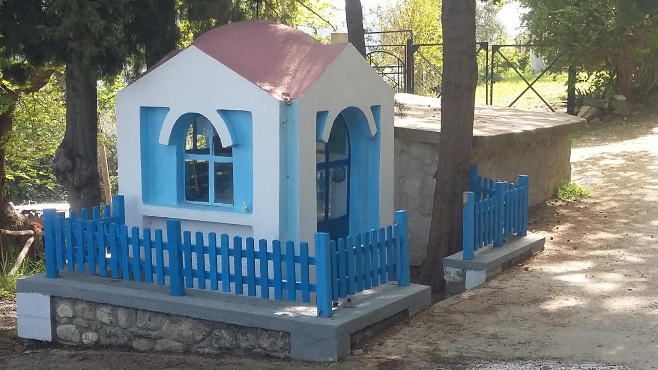 Guesthouse Zografia Vrasná Exterior foto